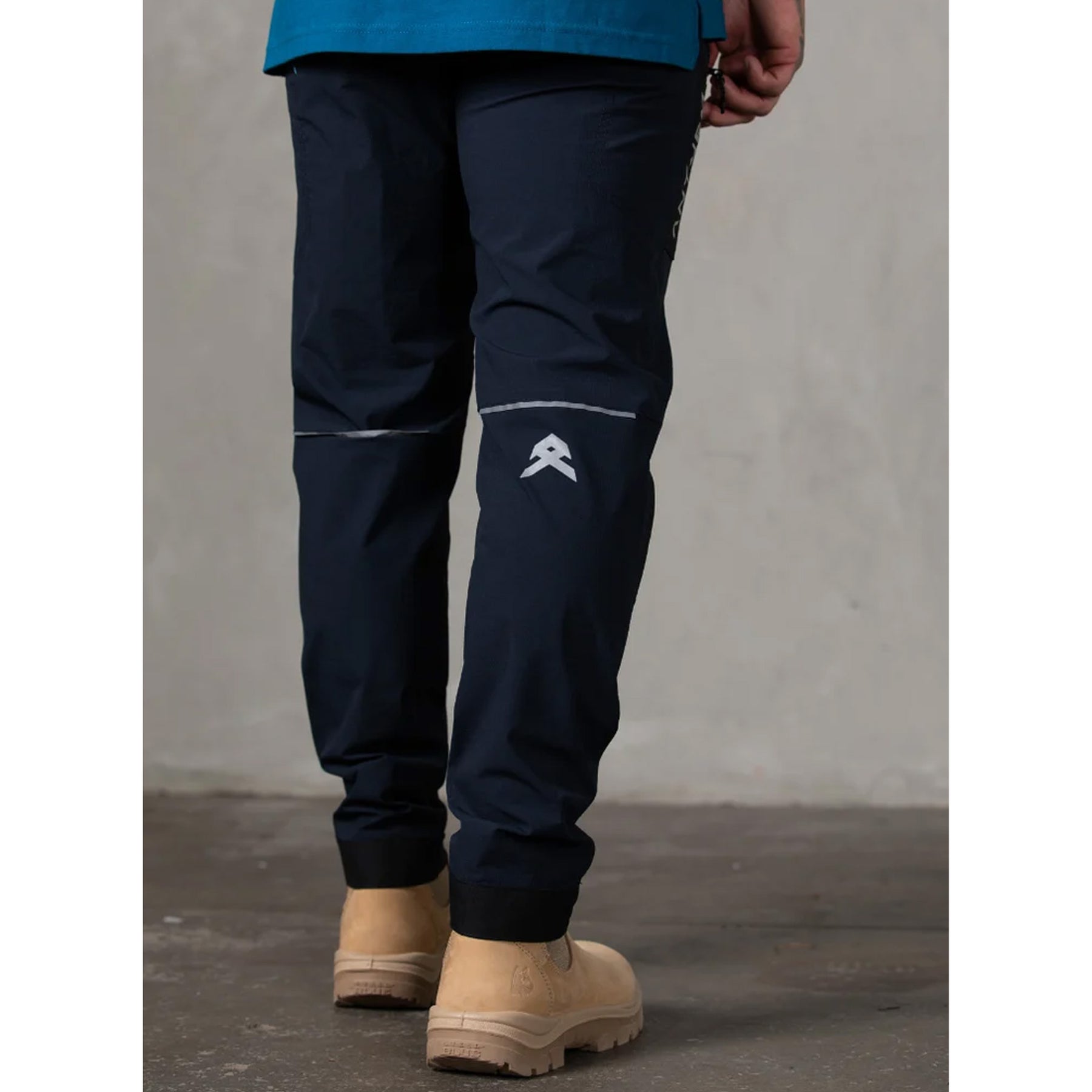 anthem workwear triumph straight leg pant in navy