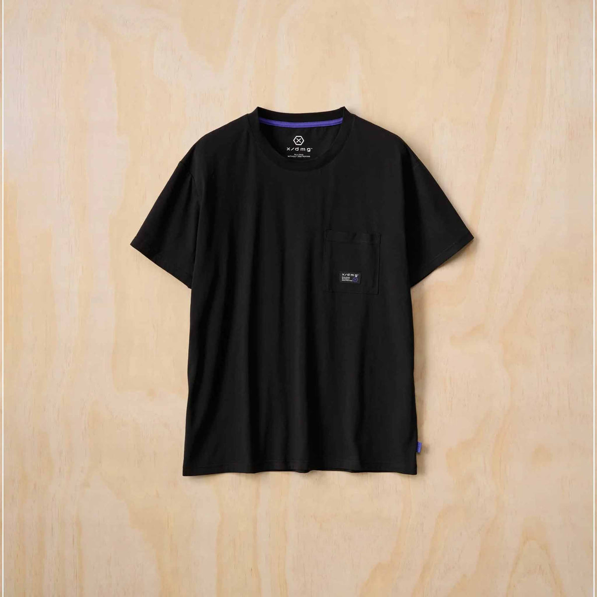 x/dmg pocket short sleeve tee in black
