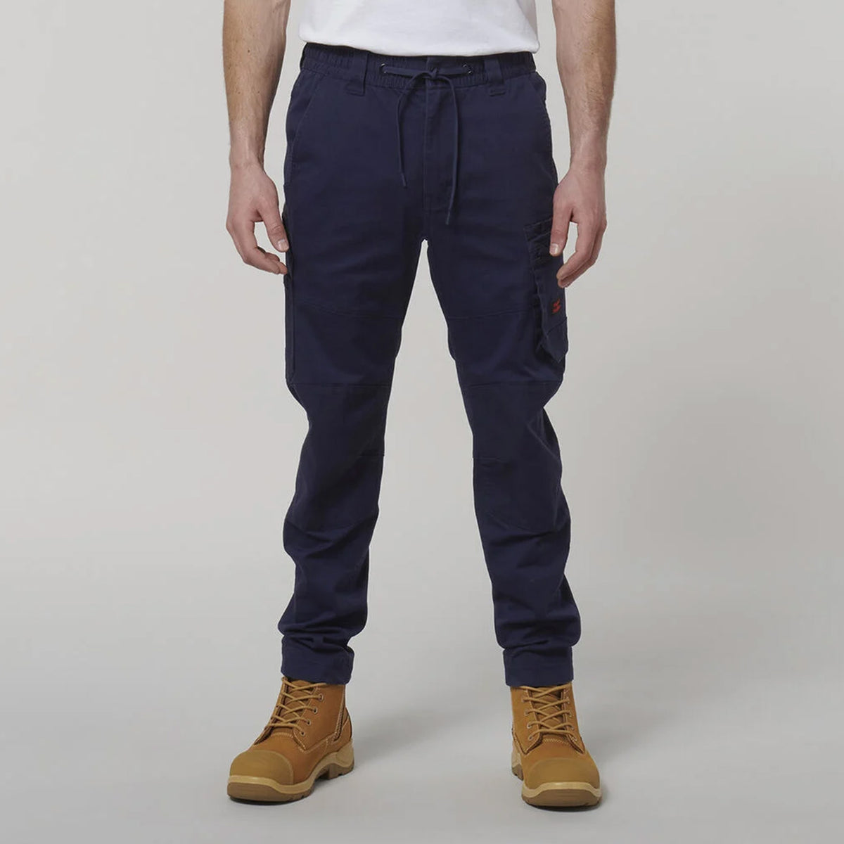 hard yakka toughmaxx pant in navy