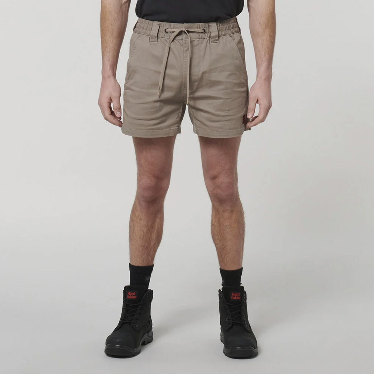 hard yakka toughmaxx short short in desert