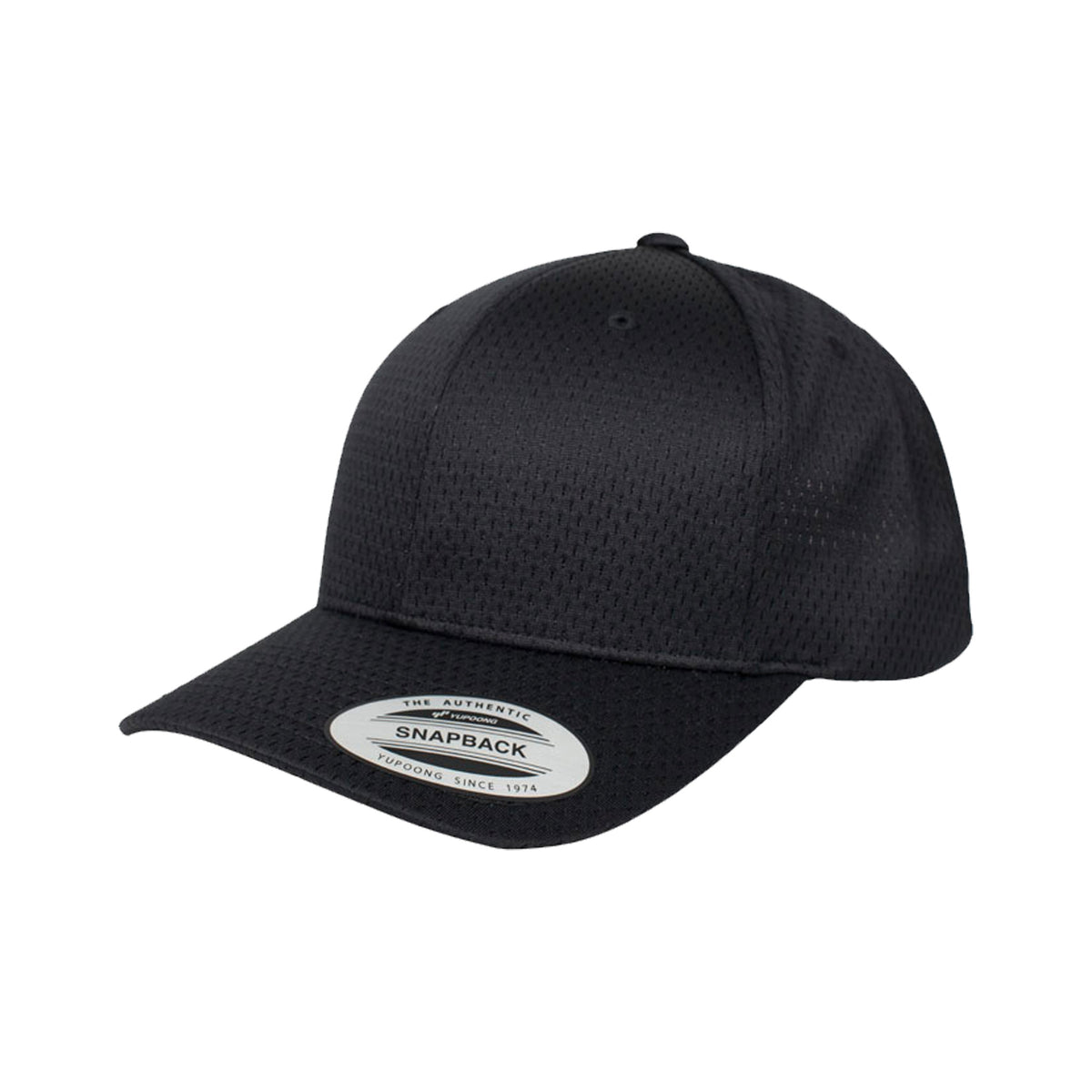 yupoong sports cap in black