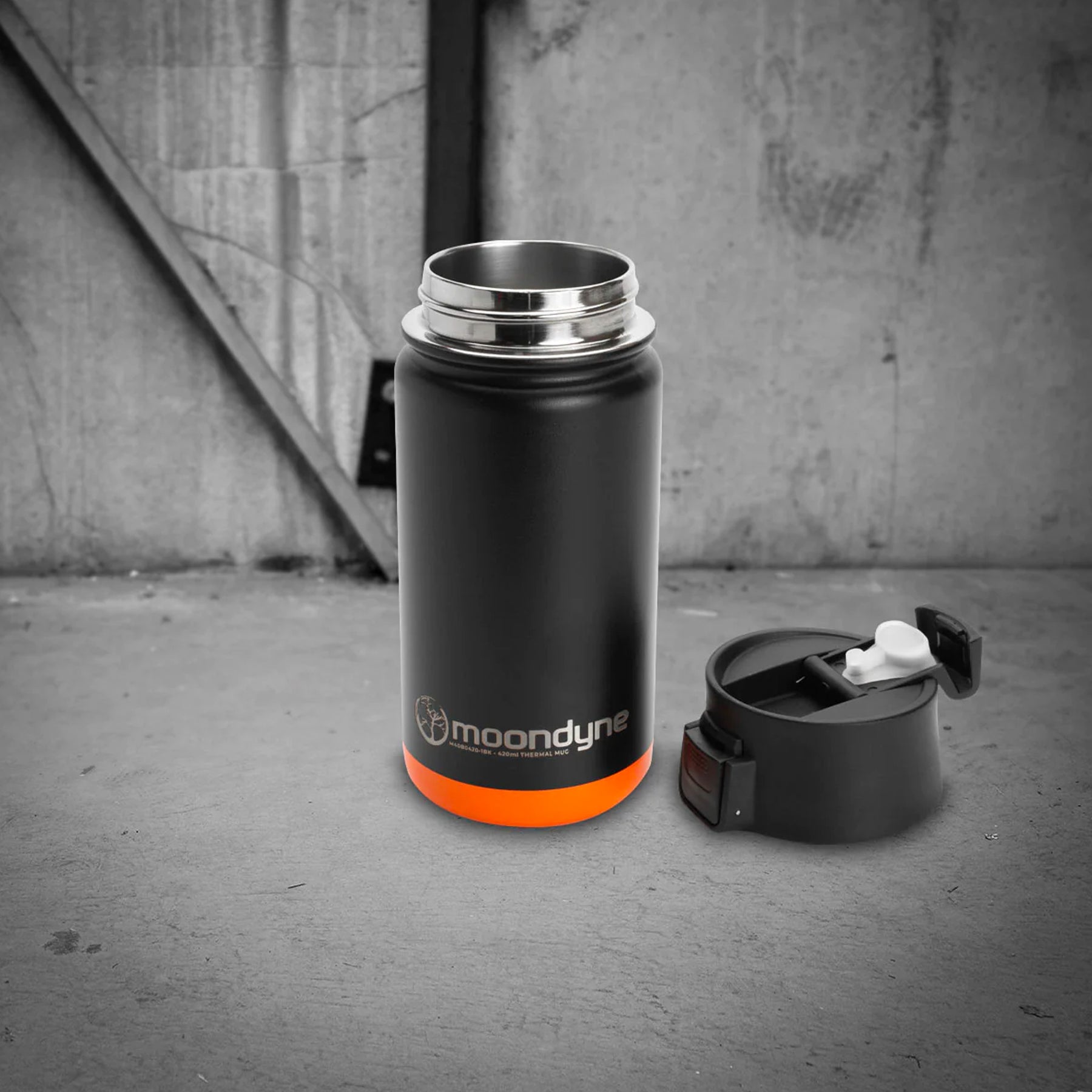 moondyne 420ml insulated thermal mug in black