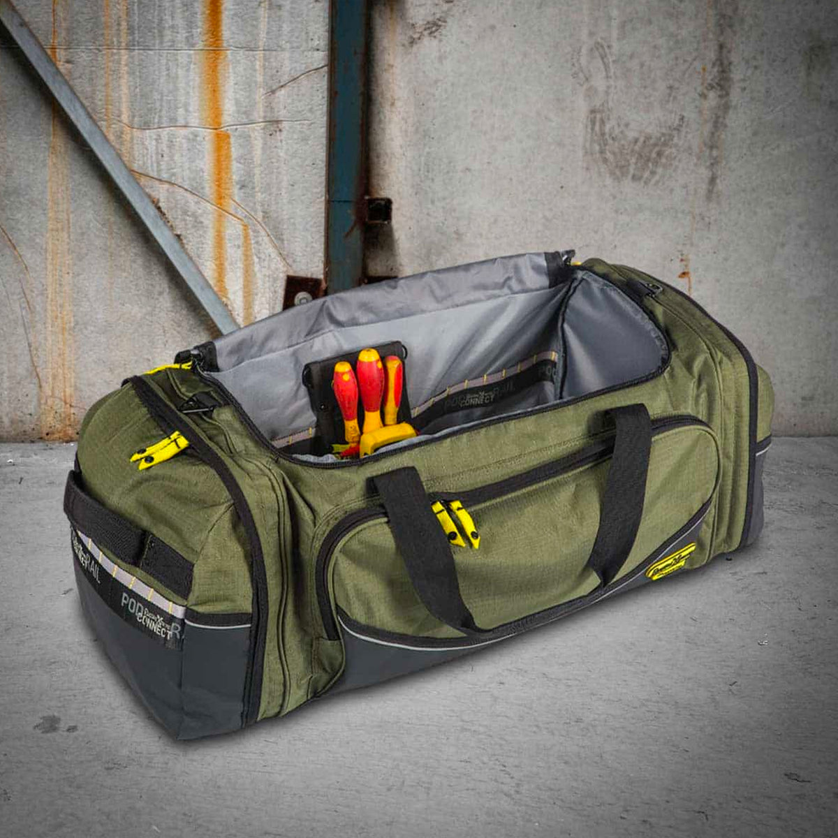 rugged xtremes fifo transit large canvas bag